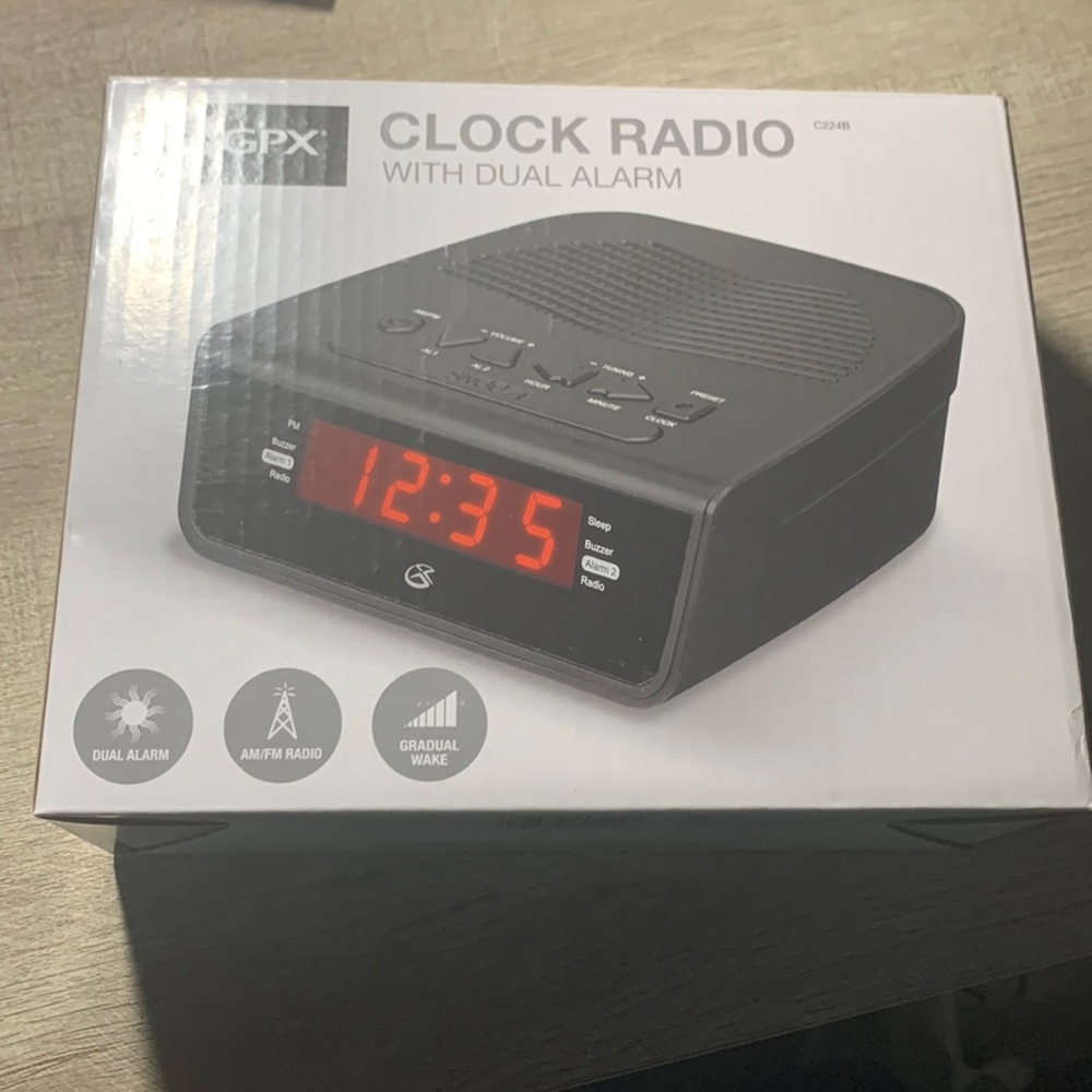 🆕 Dual Alarm Clock Radio (PLL) - C224B